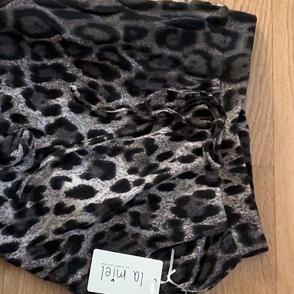 💝Boutique~🐆Leopard Animal Print Joggers - Picture 4 of 6
